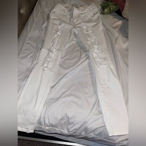 White denim jeans